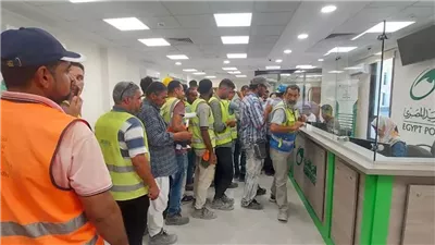 من الحصر إلى الدعم.. تطورات لافتة في ملف العمالة غير المنتظمة.. إعداد قاعدة بيانات واسعة لضم كافة العاملين غير المنتظمين.. تهدف القاعدة لتوفير منح ومزايا سنوية 