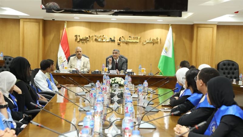 لقاء محافظ الجيزة