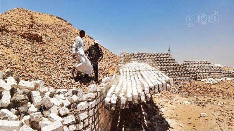 إزالة حالات تعد بالبحيرة،