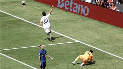 سالم الدوسري يقود هجوم الهلال السعودي أمام سالزبورج في كأس العالم للأندية 