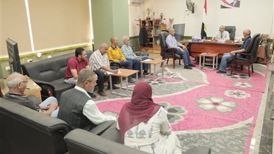 وكيل تعليم الوادي الجديد يلتقي رؤساء لجان ومسئولى التطوير بامتحانات الثانوية العامة