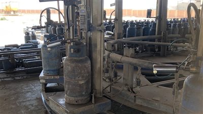 وكيل تموين الفيوم يتابع سير العمل بمحطات تعبئة البوتجاز