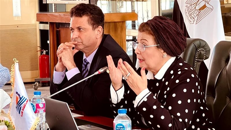 د. عبلة الألفي، فيتو