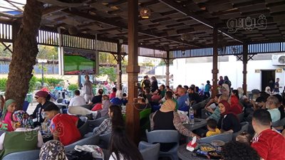 شاهد، إقبال كبير على مركز الجزيرة لمشاهدة مباراة الأهلي وبالميراس بمونديال الأندية