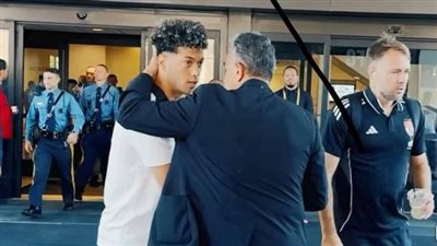 إمام عاشور يدعم الأهلي أمام بالميراس في مونديال الأندية (فيديو)