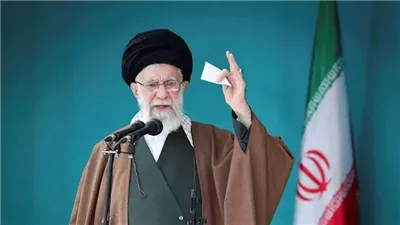 خامنئي: أمريكا دخلت الحرب لإنقاذ إسرائيل وترامب كان بحاجة للاستعراض