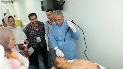 الصحة: توفير برامج تدريبية متخصصة للفرق الطبية تواكب المعايير الدولية