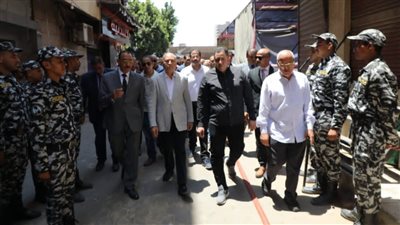 اللقطات الأولى لحادث انهيار عقارين في حدائق القبة (فيديو وصور) 