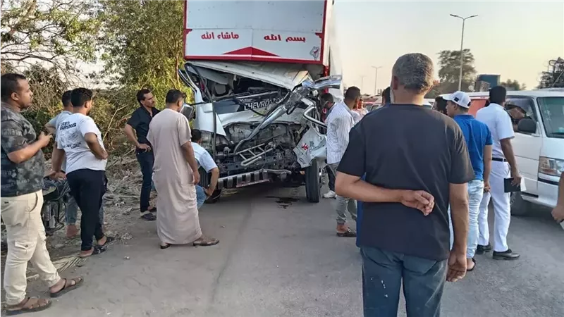 حادث تصادم بالطريق