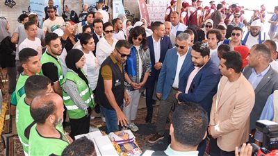 محافظ الإسكندرية ورئيس الأمانة العامة للتحالف الوطني يطلقان القافلة التنموية الشاملة بحي شرق