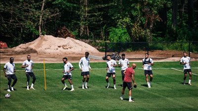 الأهلي يبدأ استعداداته لمواجهة بورتو في كأس العالم للأندية (صور)