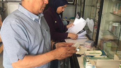 ضبط مخالفات في صيدليتين خلال حملة لهيئة الدواء بالإسماعيلية (صور) 