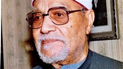 الاثنين، أسرة أبو العينين شعيشع تُحيي الذكرى الرابعة عشر لرحيله بمسقط رأسه في كفر الشيخ