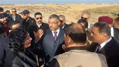 وفد البرلمان يصل الضبعة لتفقد التجمعات القروية