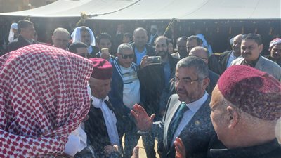  وفد برلماني يتفقد التجمعات القروية بسيدي عبد الرحمن ويستمع للأهالي 