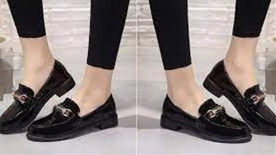 تفسير حلم الحذاء الأسود في المنام وعلاقته بالطلاق والخلافات الزوجية والحمل 