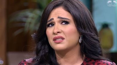 ياسمين عبد العزيز باكية: منشور لـ أحمد العوضي أنقذني من الموت