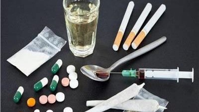 18 جهة حكومية ينطبق عليها قانون عزل متعاطي المخدرات.. تعرف عليها 