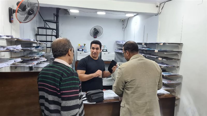 حملة على مقاهي ومطاعم