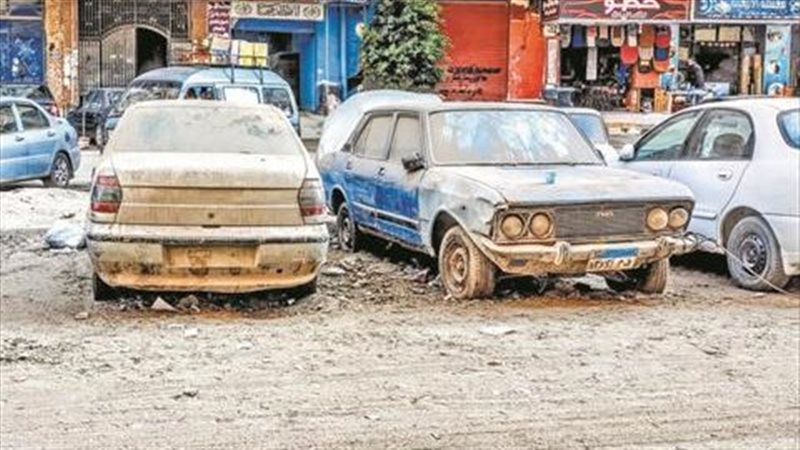  السيارات المركونة