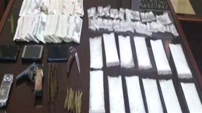 سقوط عاطلين لحيازتهما كميات من مخدري الآيس والبودر في بولاق الدكرور 
