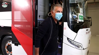 منتخب مصر يصل ملعب الجنوب استعدادًا لمواجهة الأردن بكأس العرب | صور