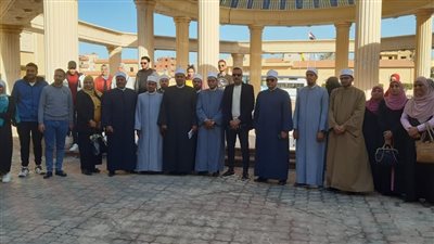  قافلة الأزهر تواصل لقاءاتها مع طلاب جامعة العريش 