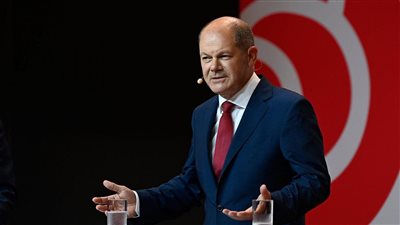 شولتز يدعو إلى 