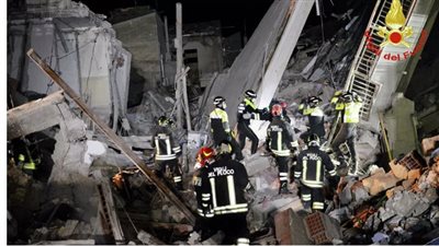 مصرع وإصابة 9 أثر انفجار عقار بصقلية الإيطالية