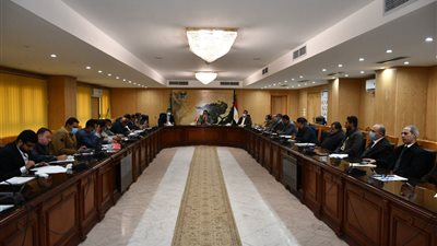 جامعة الفيوم تنظم برنامجا لتدريب الصف الثاني من قيادات كلياتها | صور 