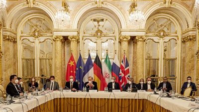 سيناتور أمريكي: المفاوضات النووية مع إيران مضيعة للوقت