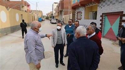 محافظ الوادي الجديد يتابع أعمال رفع كفاءة حي السبط البحري بالخارجة