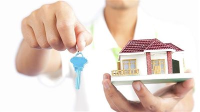 ضوابط التزامات بين المؤجر والمستأجر.. وحالة واحدة يحق تخفيض الإيجار