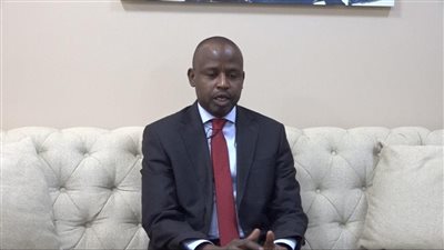 مسئول سوداني: متمسكون بتسليم 