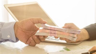 قانون السجل التجاري.. تعرف على عقوبة ممارسي النشاط دون ترخيص 