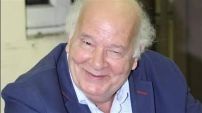 أبوالحسن سلام رئيسا للجنة تحكيم مهرجان القاهرة للمسرح التجريبي 