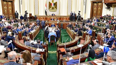 بعد هجوم النواب عليها.. تعديلات قانون ضريبة الدمغة وفرض رسوم على المسارح والمشروبات