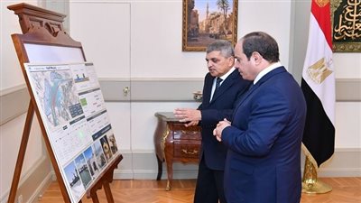 السيسي يكلف بتعزيز مشروعات هيئة قناة السويس في إطار استراتيجيتها الخاصة بتطوير القناة ومجراها الملاحي وكافة مرافقها.. دعم التنافسية والمكانة المتفردة للقناة على مستوى حركة التجارة العالمية