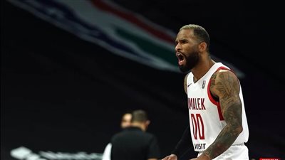 والتر هودج عن المفاضلة بين الأهلي والزمالك: هروح للي يدفع أكتر