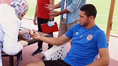 الأهلي يجري مسحة طبية قبل السفر للدوحة لمواجهة الرجاء المغربي