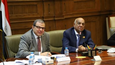 7 حالات لفصل العامل وفقا لمشروع قانون العمل