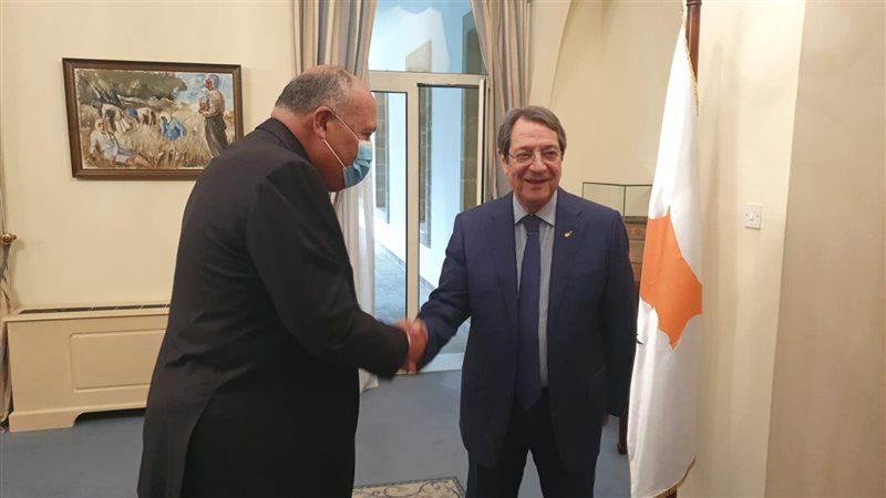الرئيس القبرصي يستقبل
