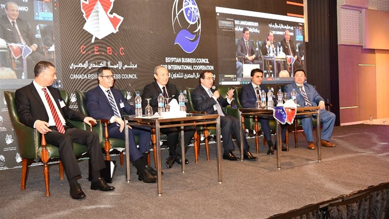 وزير البترول خلال