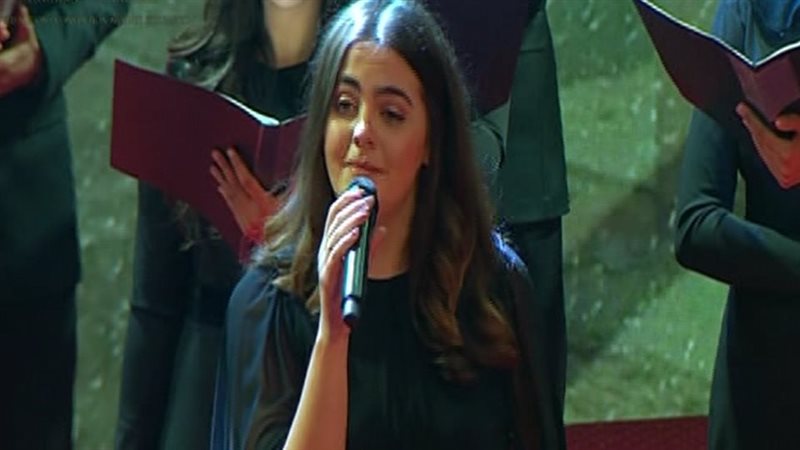  الطالبة كنزي تركي