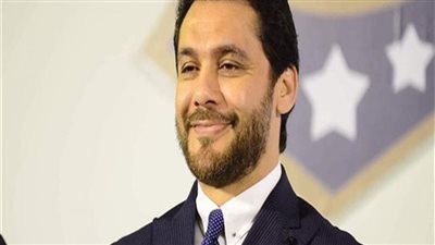 أحمد حسن لوالدته في عيد الأم: رحلتِ عن الدنيا لكن لم ترحلي عني