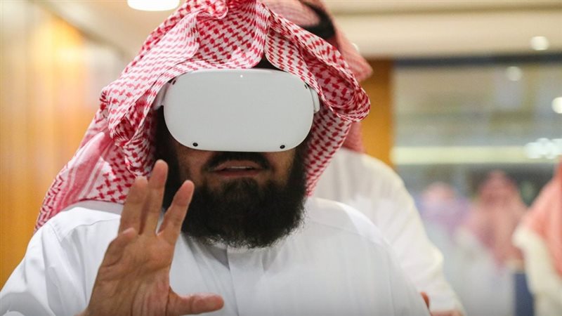لمس الحجر الأسود