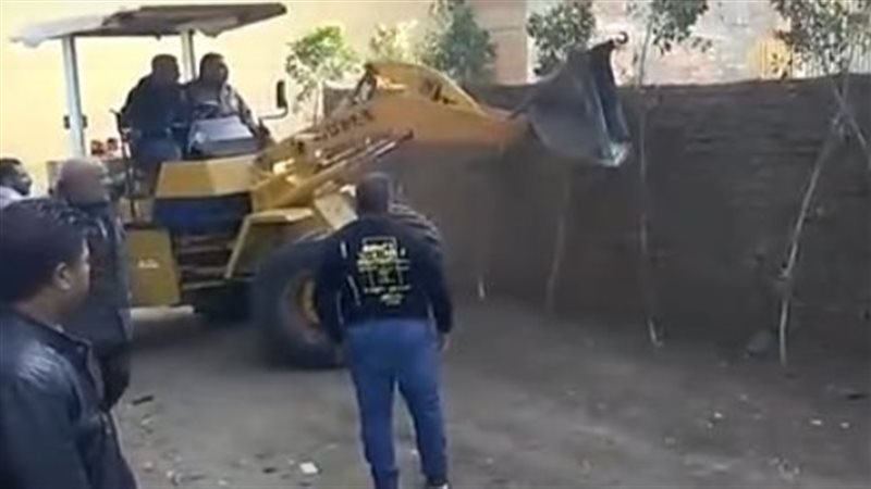 إزالة بناء مخالف