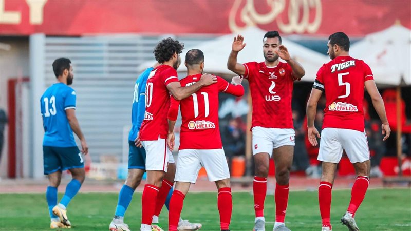 الأهلي أمام سموحة