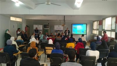 ورش عمل وحملات توعوية لطلاب سمالوط بالمنيا