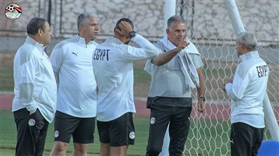 رغم حسم صدارة المجموعة.. الجهاز الفني للمنتخب يرفع شعار 
